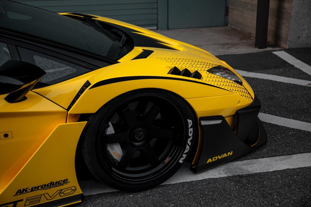 Lamborghini Liberty walk