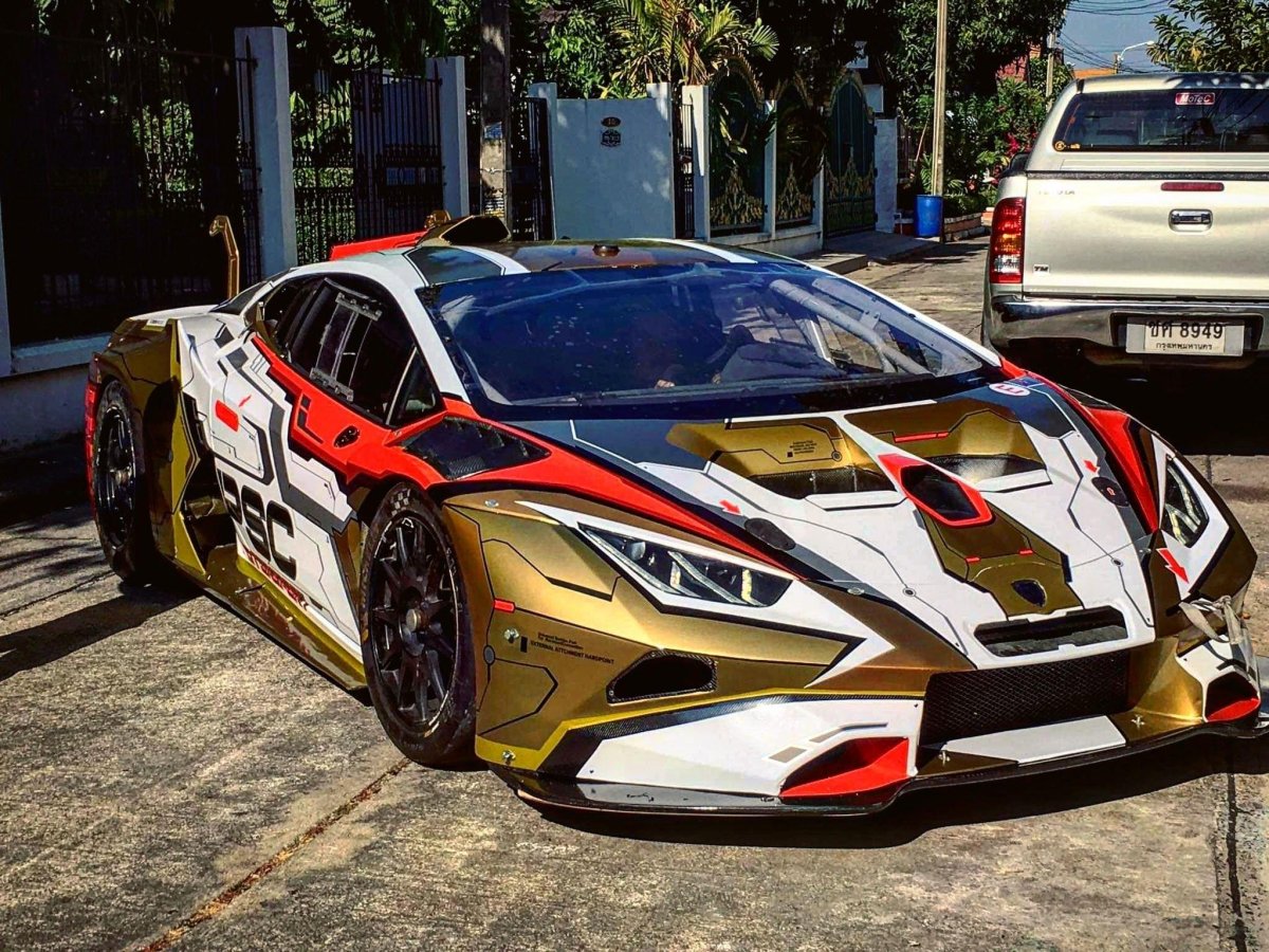 Тюнинговая Ламборгини