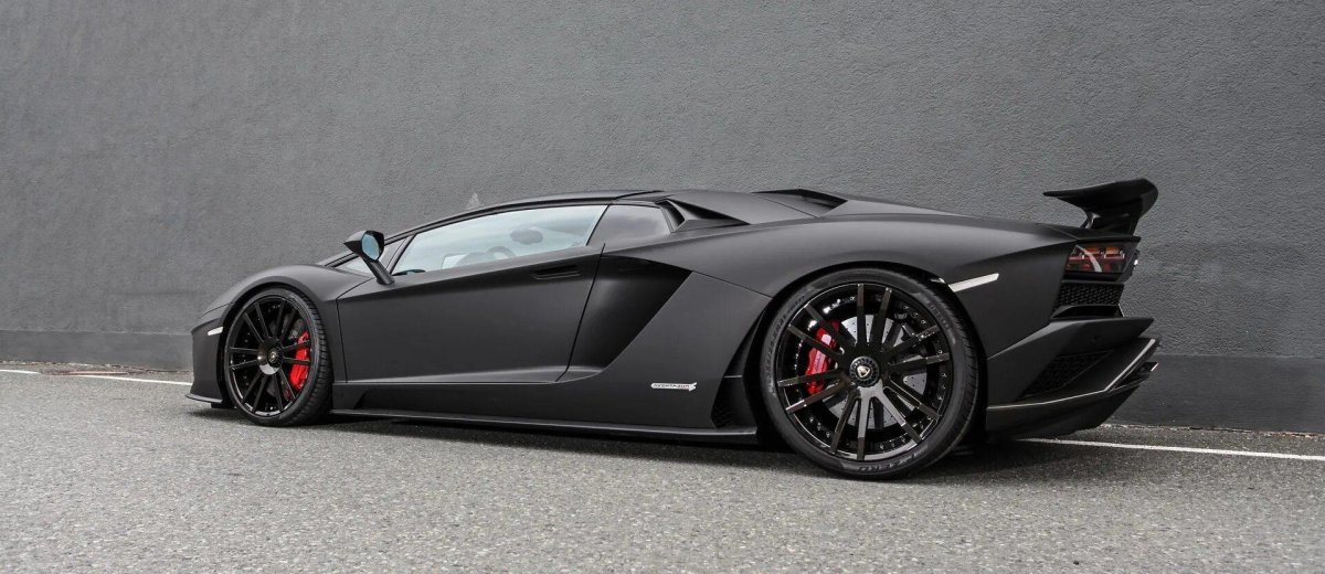 Lamborghini Aventador s 2018