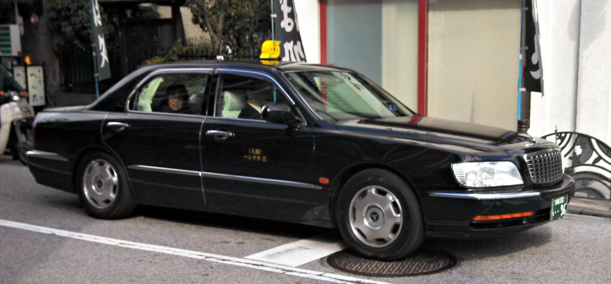 Mitsubishi Proudia 1999