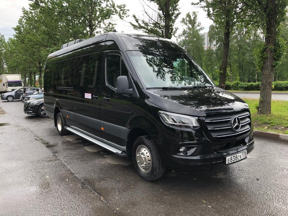 Мерседес Спринтер 907 черный