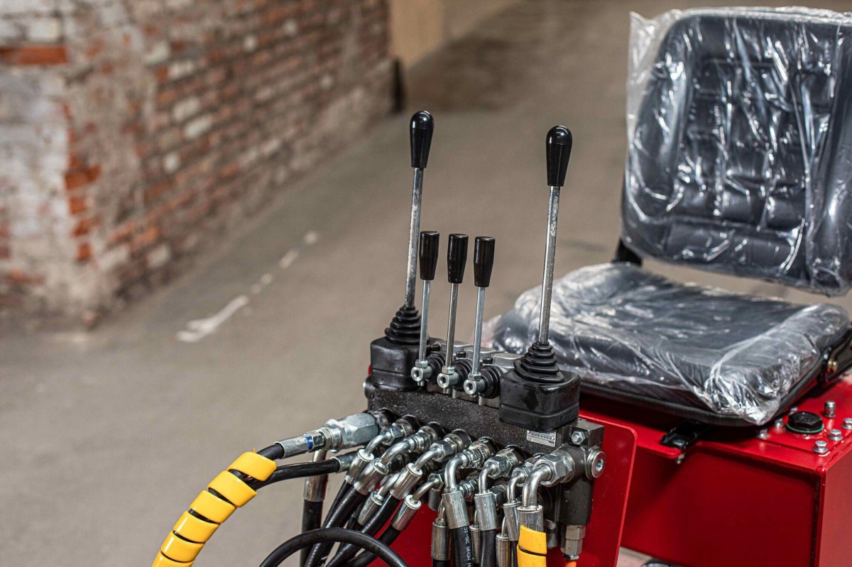 Helffer (ст), MSV 400 С мини-экскаватор