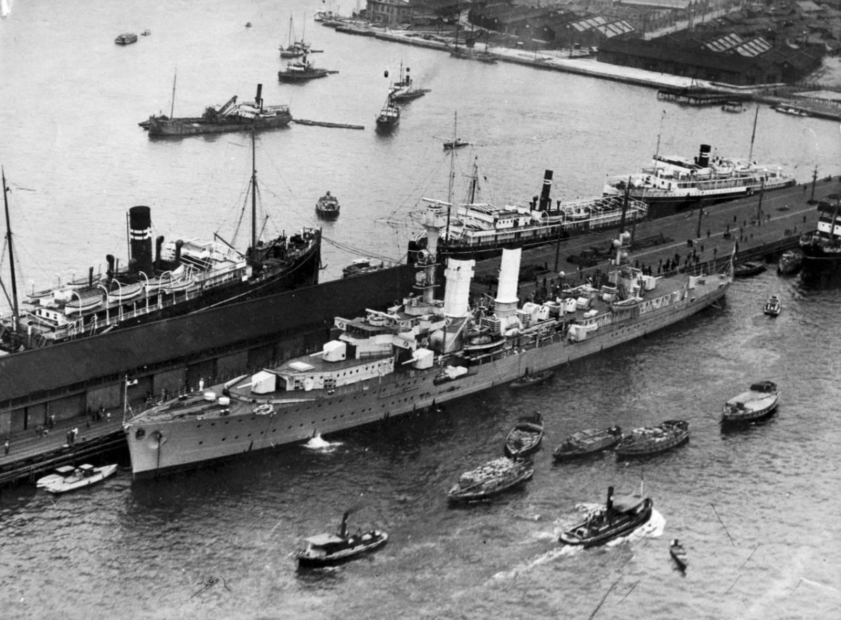 Лёгкий крейсер Эмден 1925