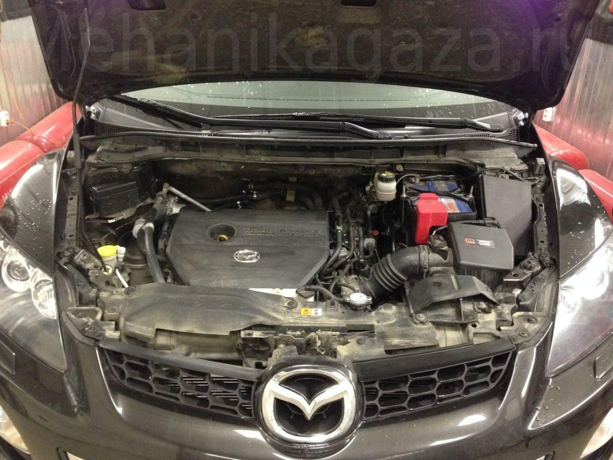 Подкапотка Мазда сх7 2.3