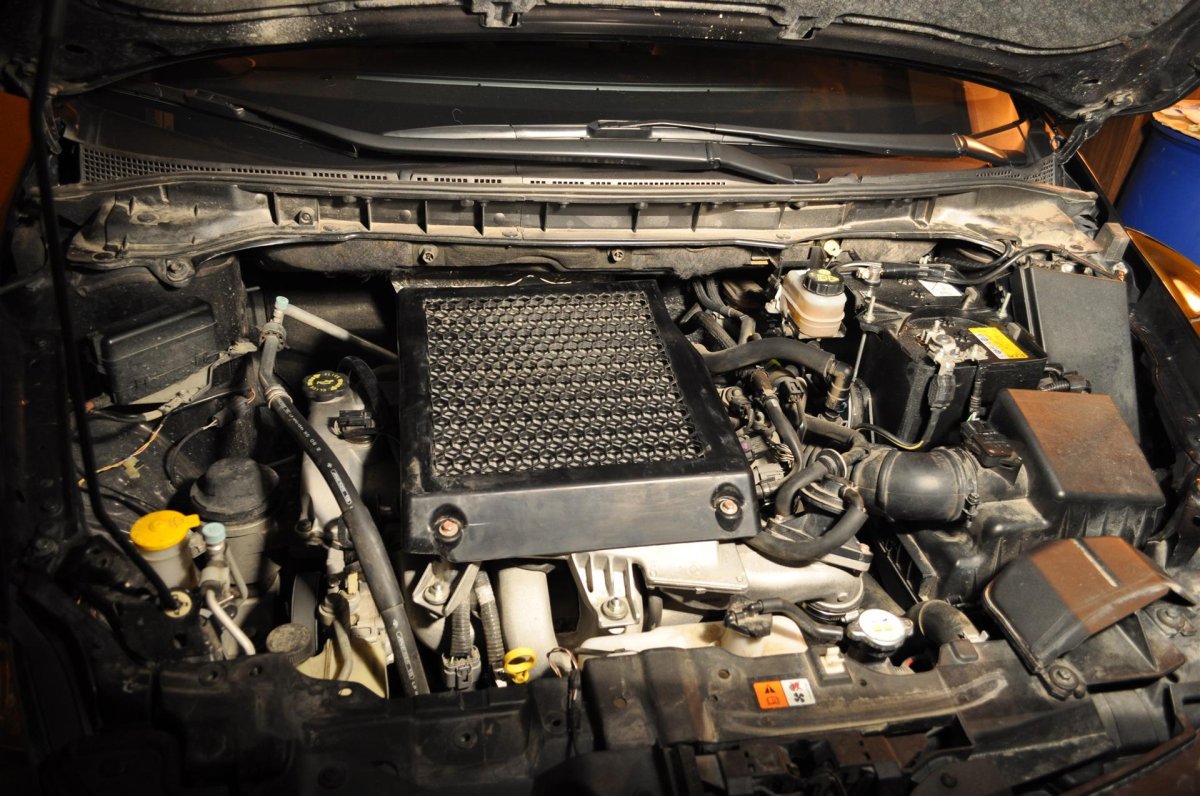 Mazda CX 7 подкапотное