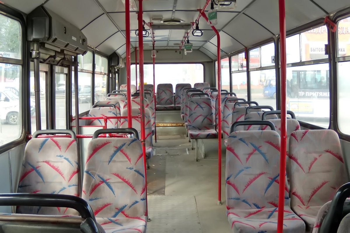 Mercedes-Benz o325 кабина