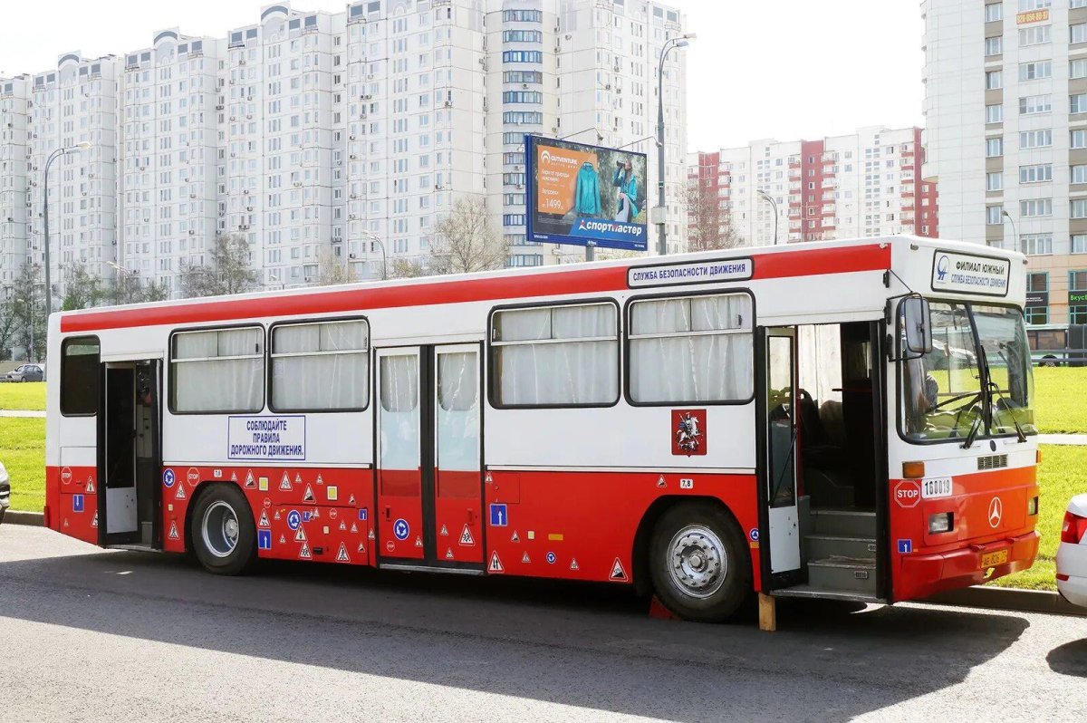 Мерседес 325