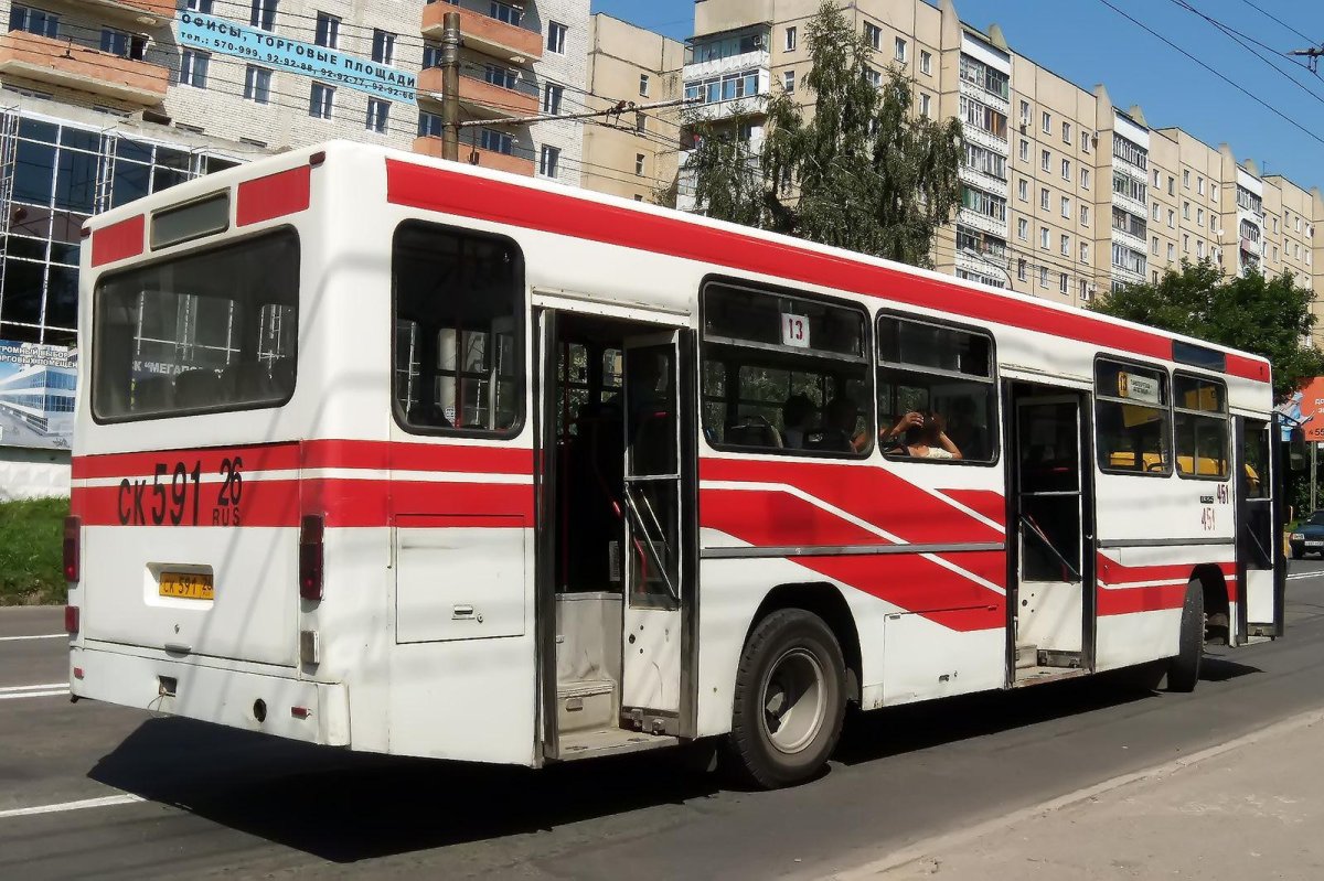 Автобус Mercedes-Benz o325