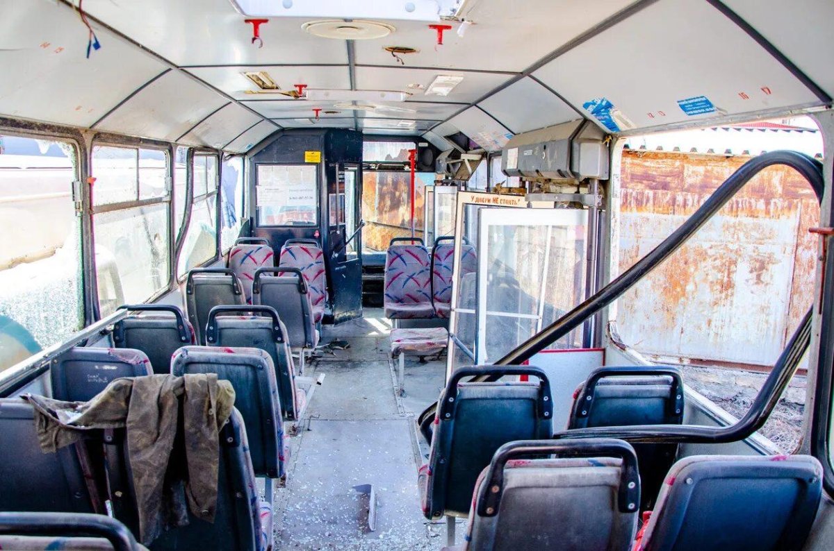 Mercedes-Benz o325 кабина