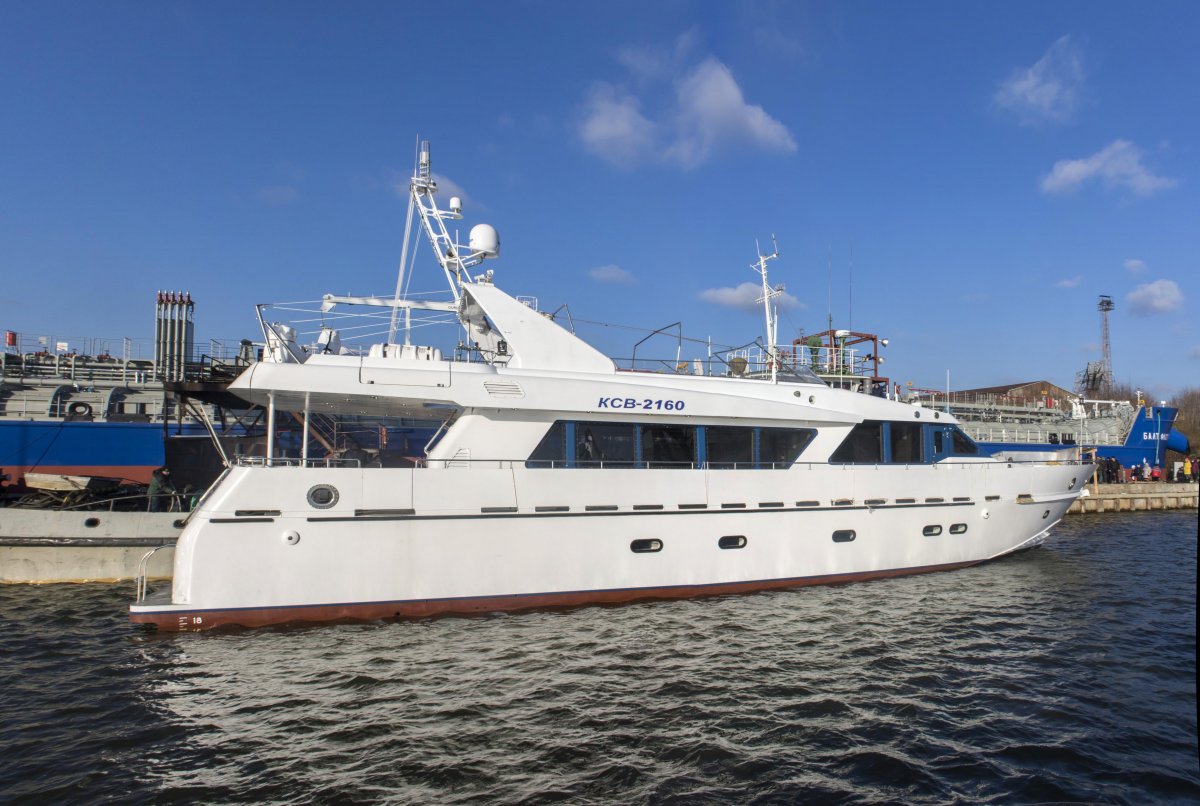 Катер связи проекта 21270