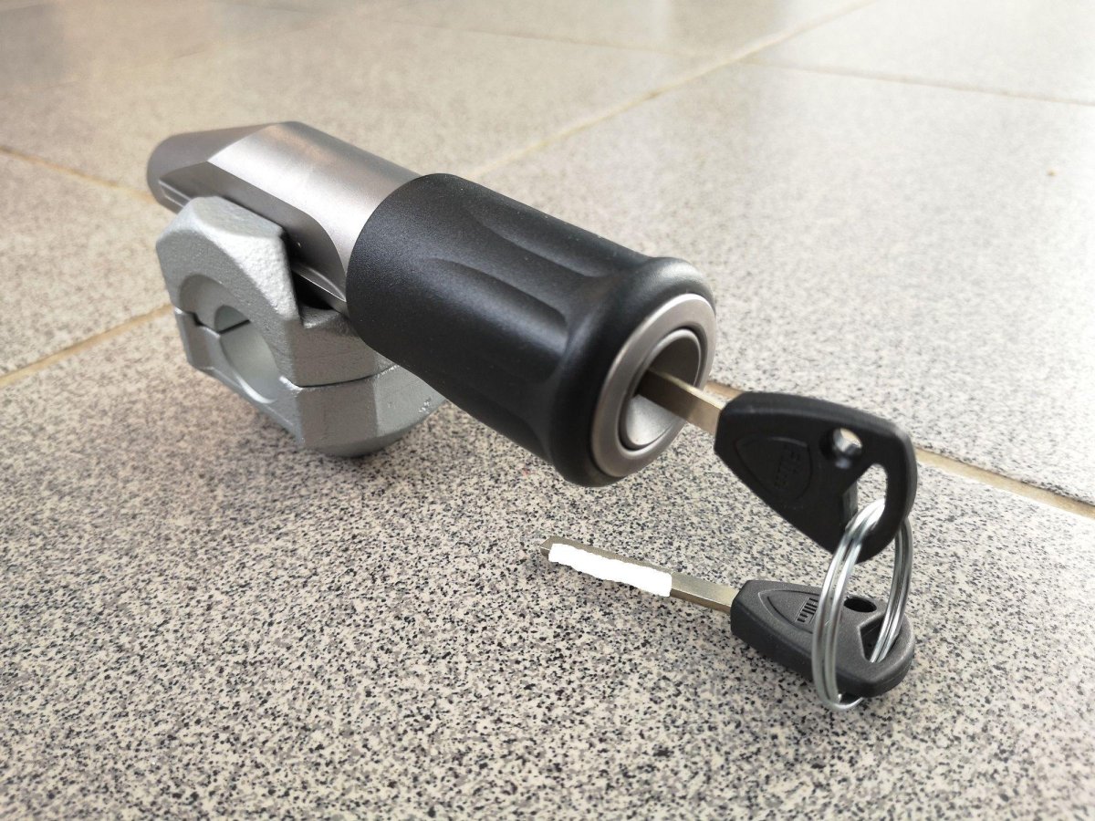 Блокиратор рулевого вала Гарант