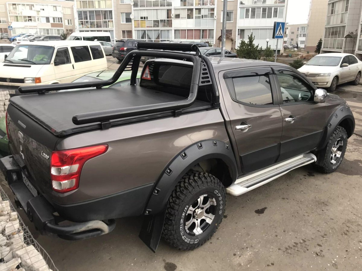 Кузов Митсубиси л200