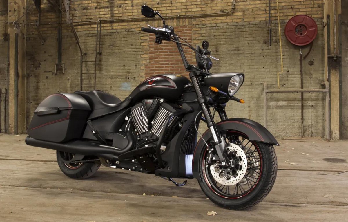 Мотоцикл Victory Gunner