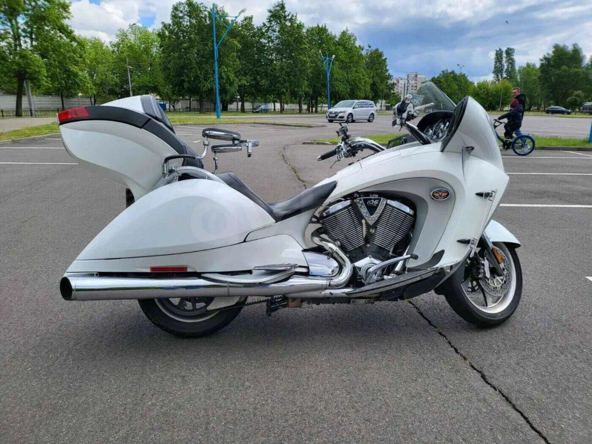 Victory Vision Tour 2011