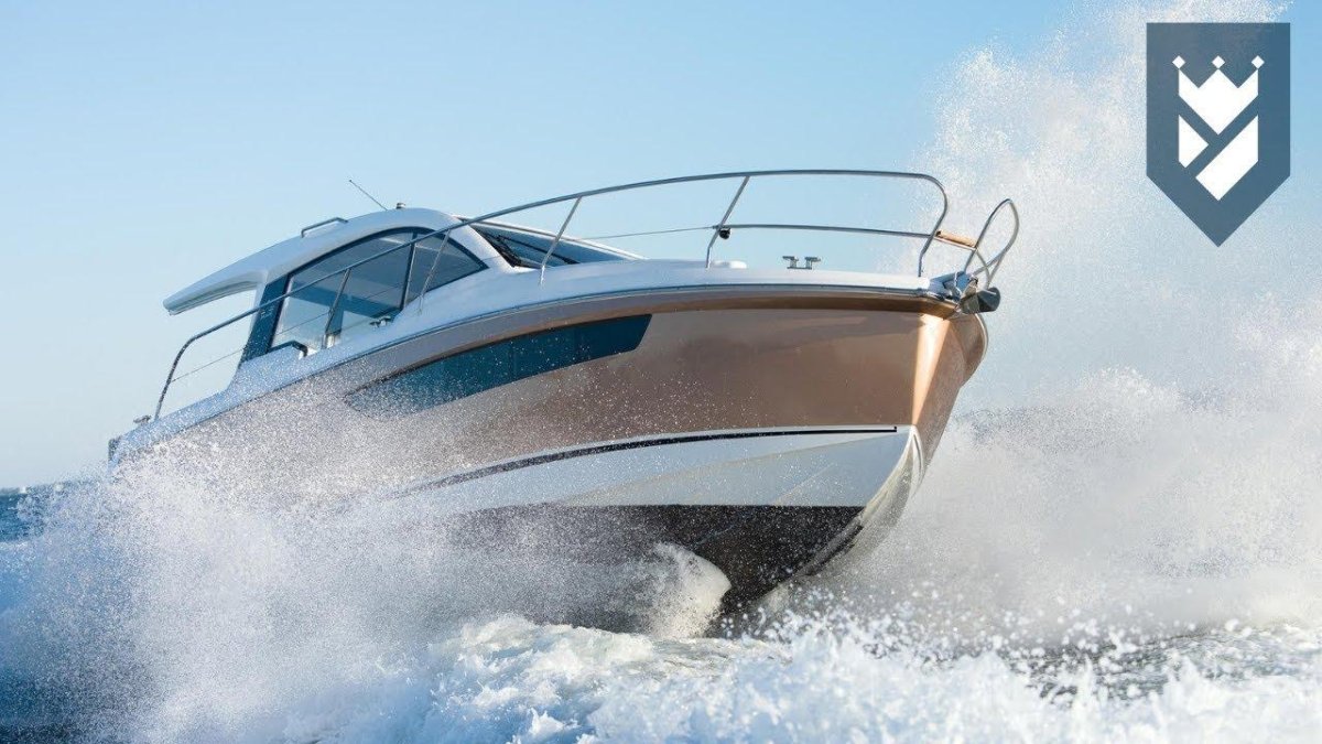 Sealine c335