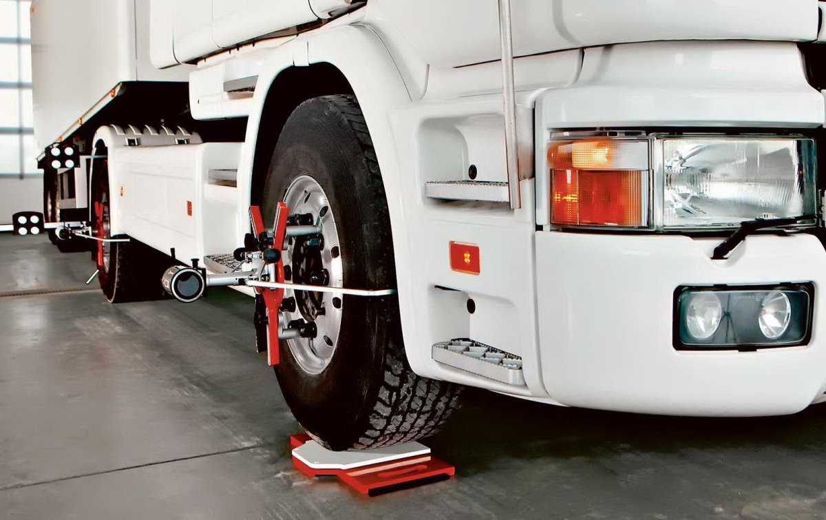 Лазерный стенд развал схождения axis500 c КАМАЗ