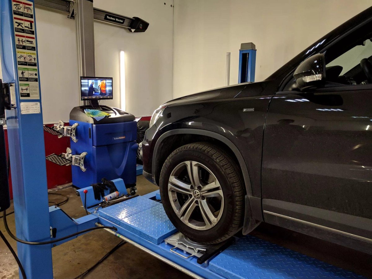 Стенд сход развал Хофманн