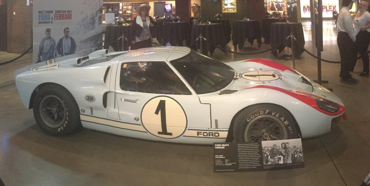 Ford gt40 le mans 1966