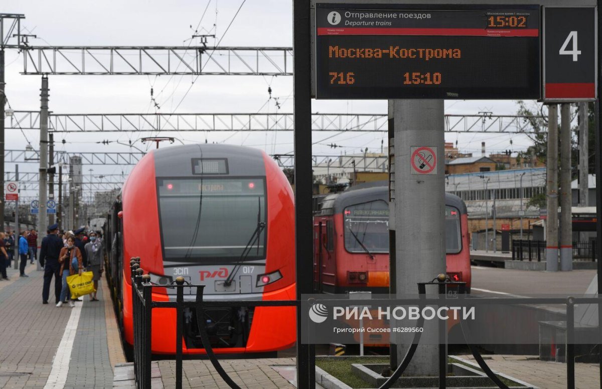 Скоростной поезд Ласточка