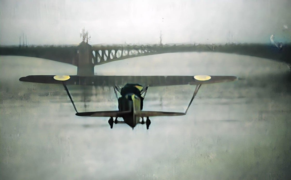 Чкалов пролет под мостом