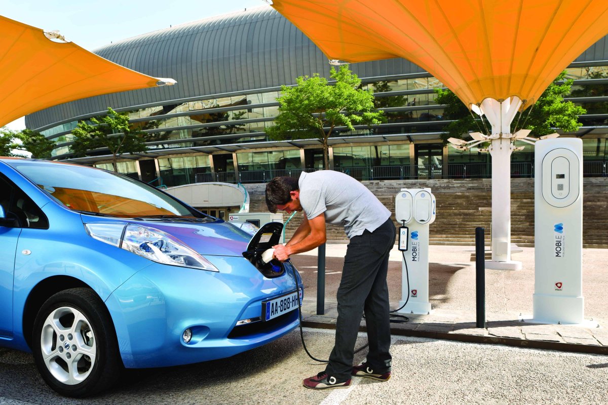 Ниссан лиф электромобиль