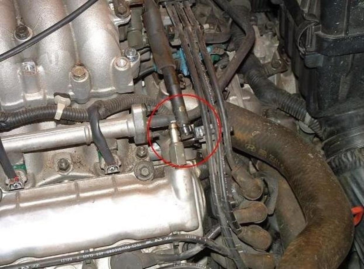 Датчик коленвала Санта Фе 2.7