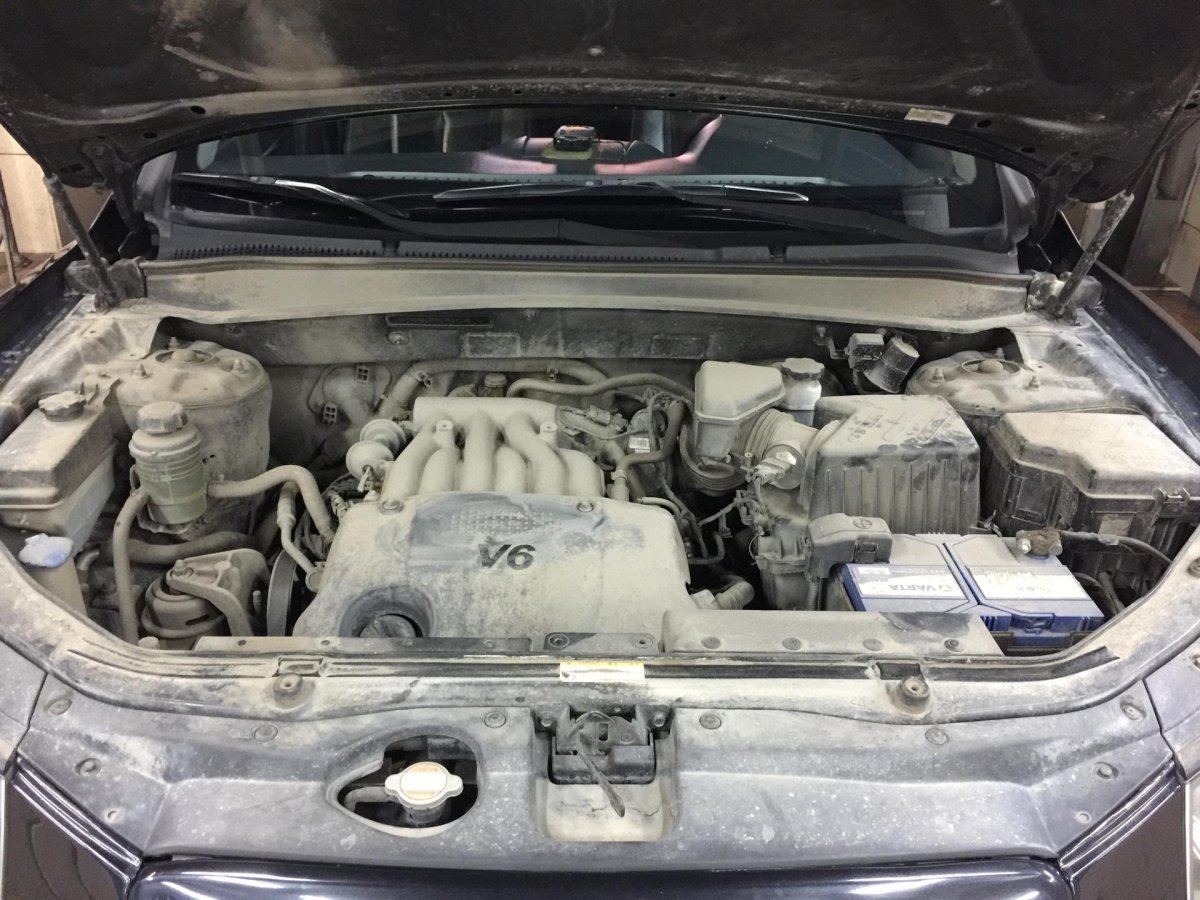 Санта Фе Классик 2.7 под капотом