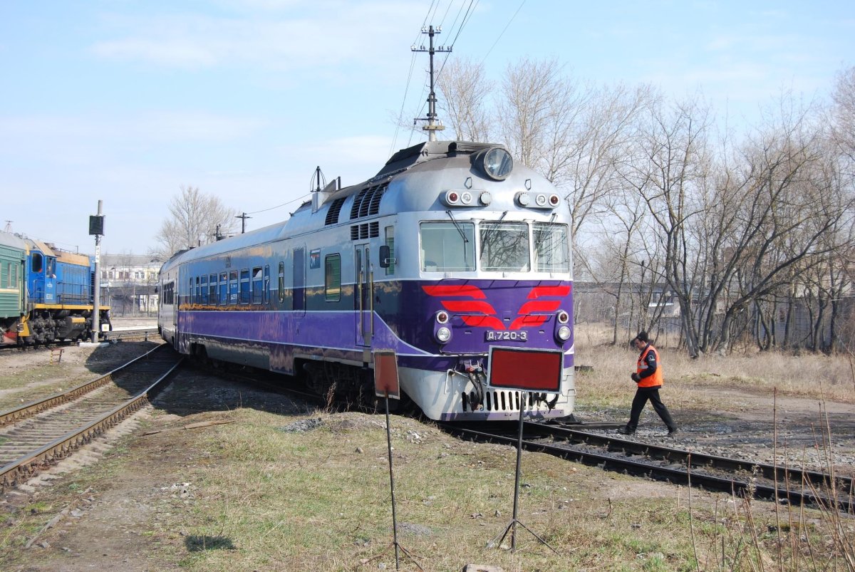 Дизель-поезд д1-720