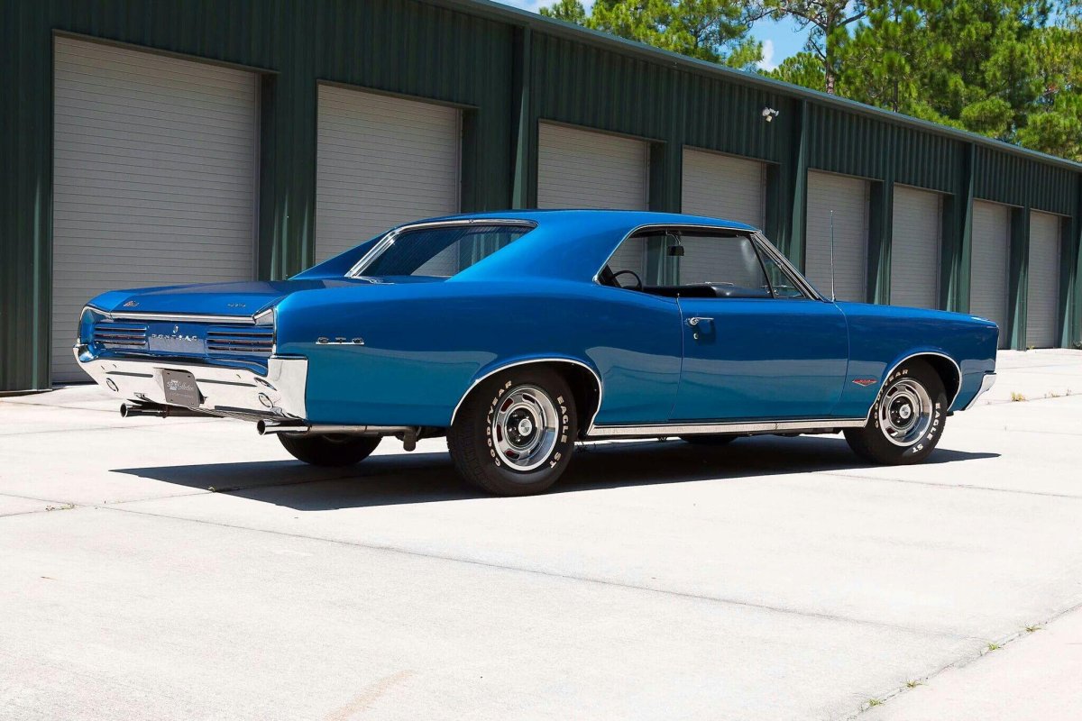 Pontiac GTO 66