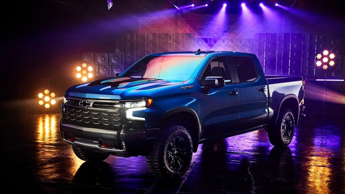 Шевроле Silverado 2022