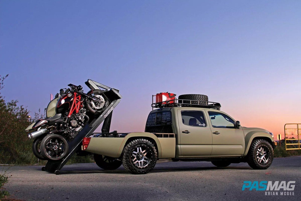 Toyota Tundra квадроцикл