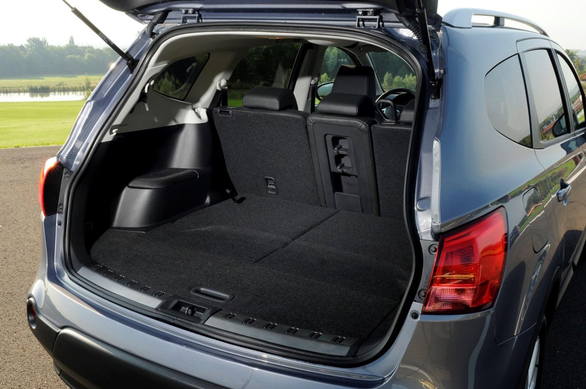 Nissan Qashqai +2 багажник