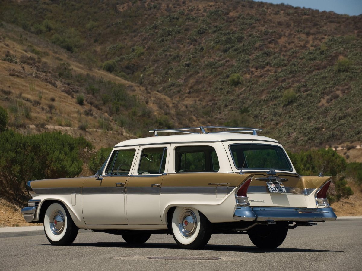 1958 Packard Clipper Wagon