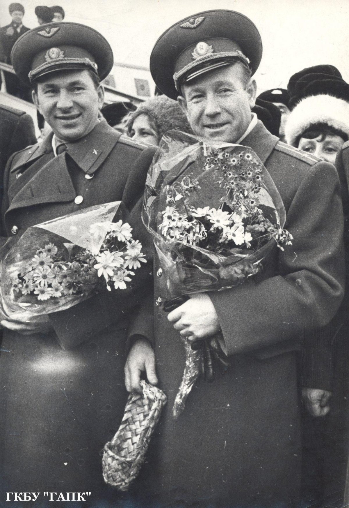 Леонов космонавт