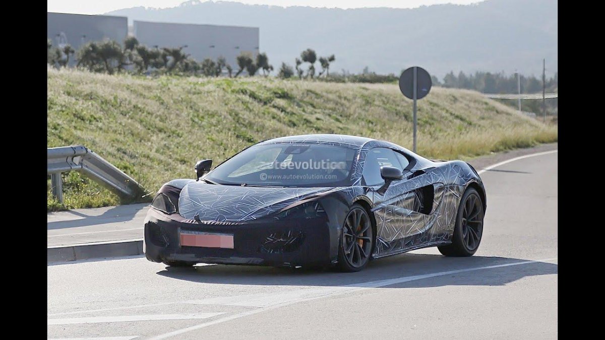 MCLAREN 670