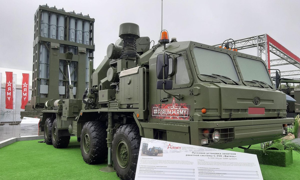 Брянский завод колесных тягачей-Алмаз-Антей