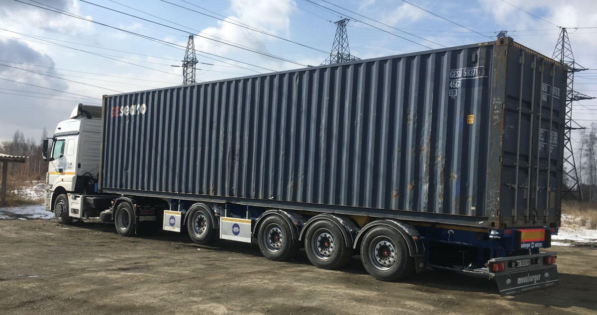 МАЗ контейнеровоз