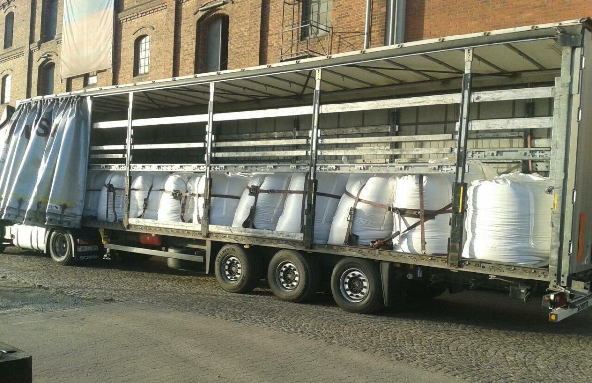 Разгрузка бегов Биг бэгов