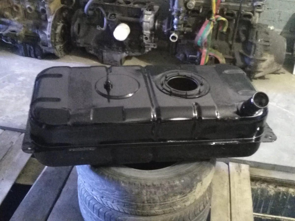 Пластиковый бак на Газель 3302