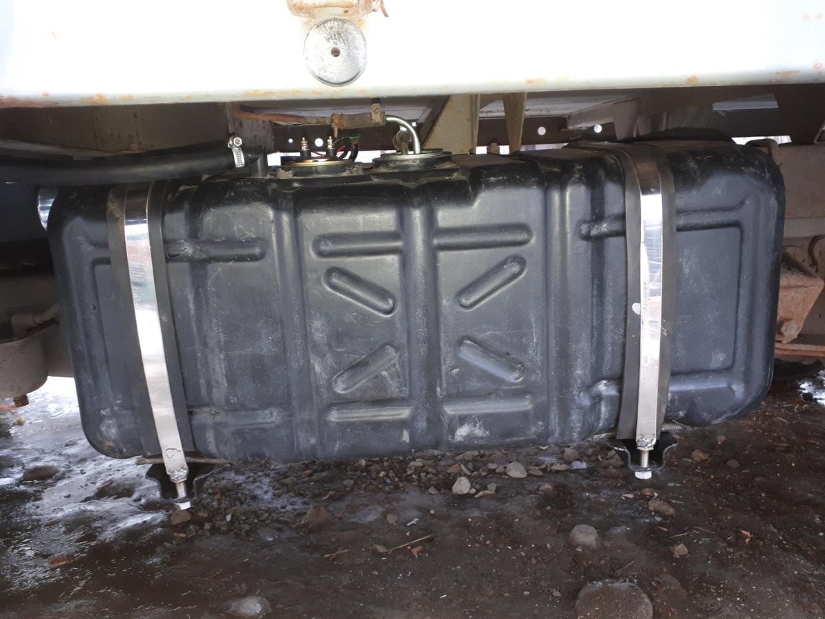 Бак Газель 3302