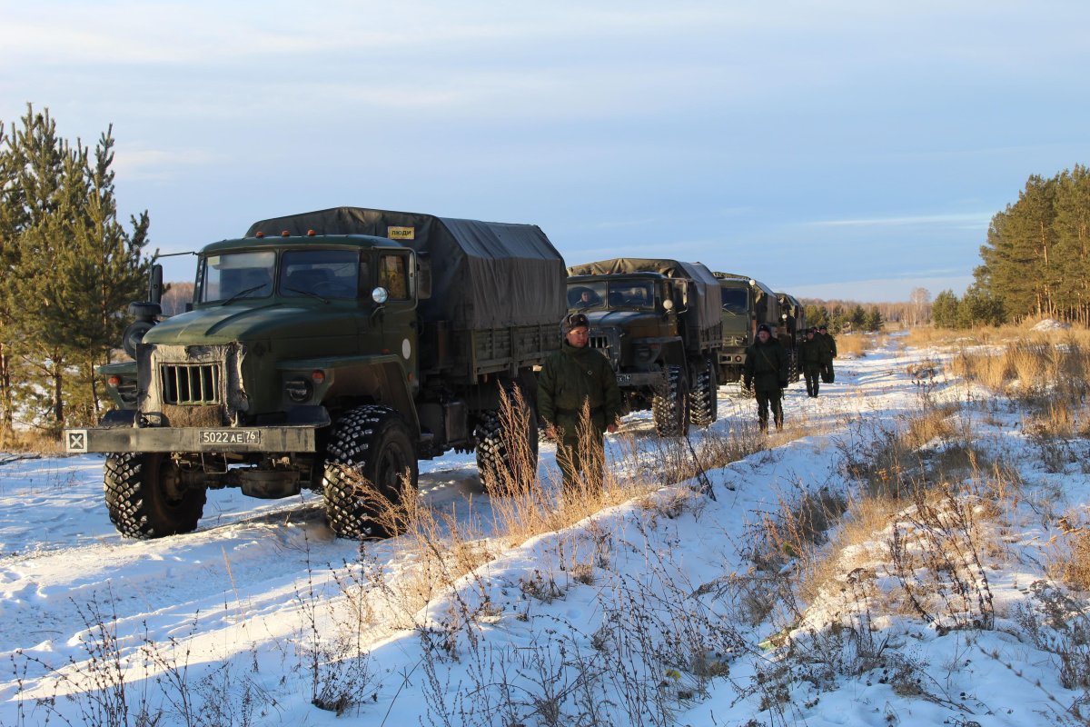 Перевозка войск на технике зимой