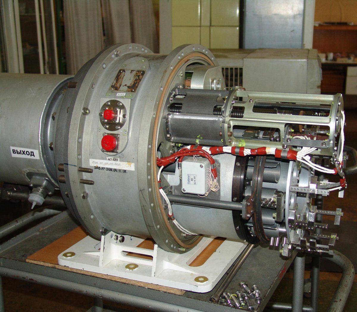 Аппаратура космических аппаратов