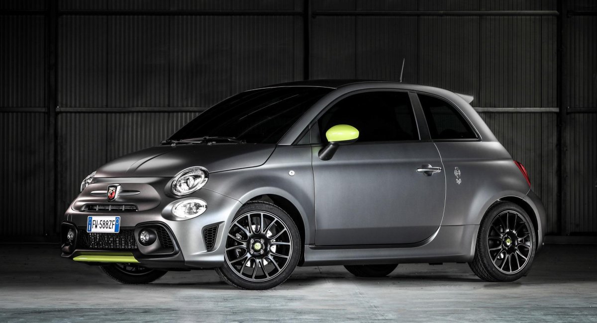 Фиат Абарт 500 2020