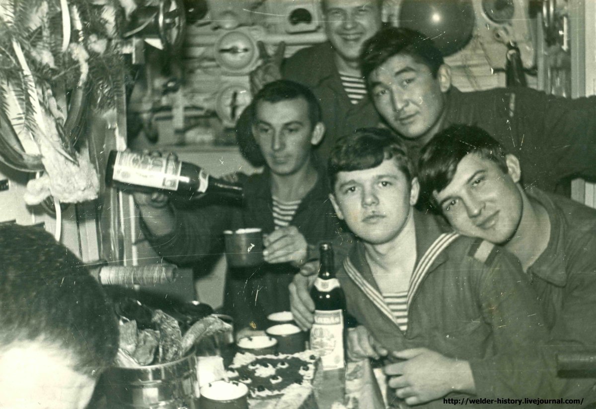 Новый год на подводной лодке