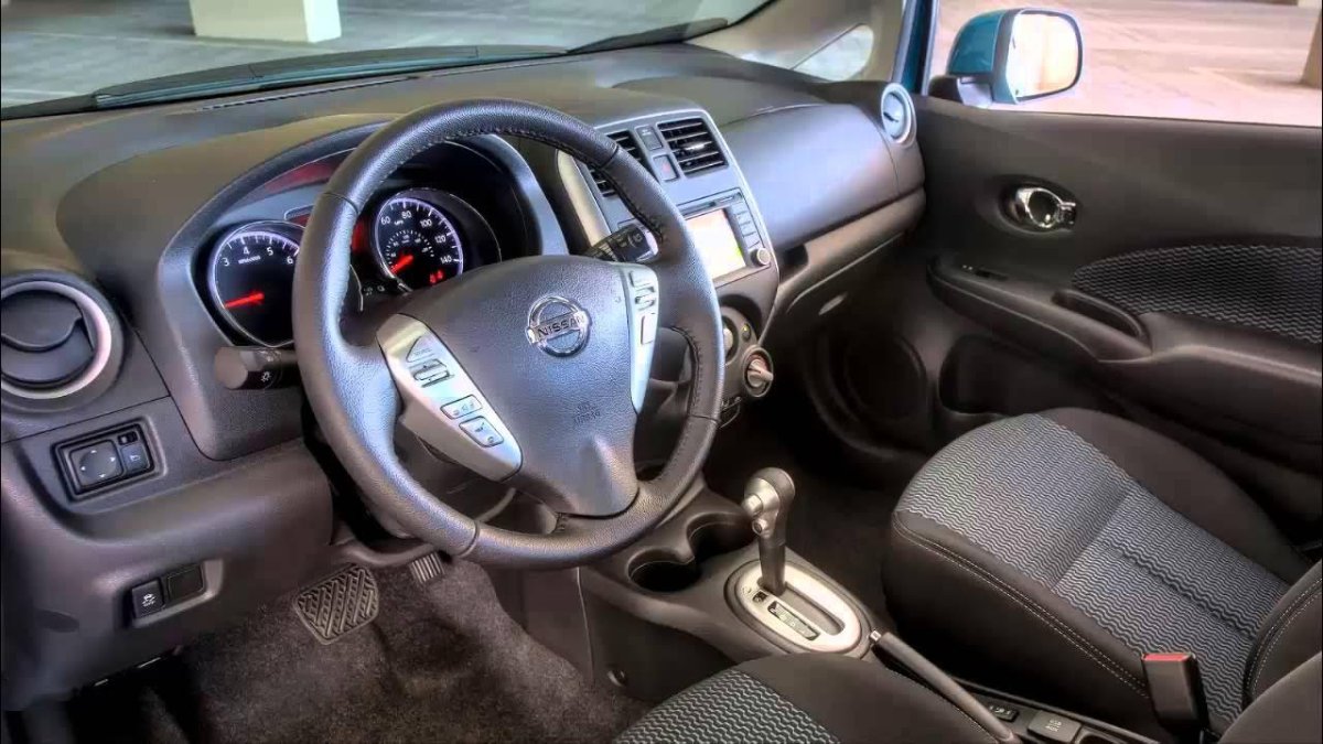 Nissan Versa Note 2015