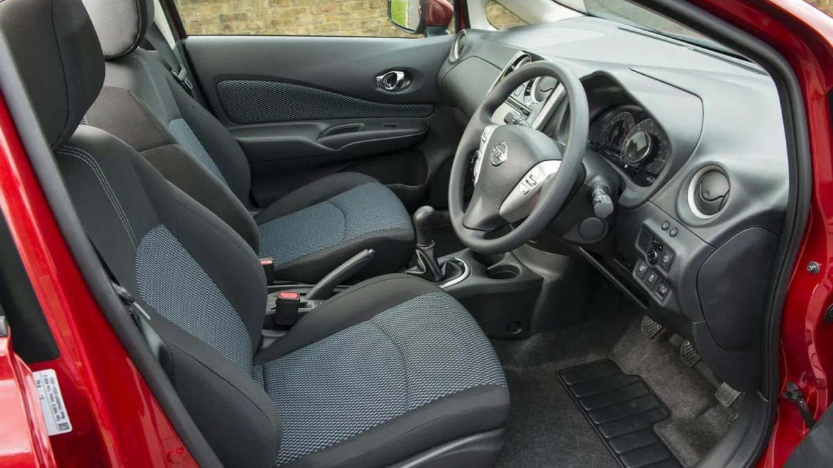 Ниссан ноте 2013 салон