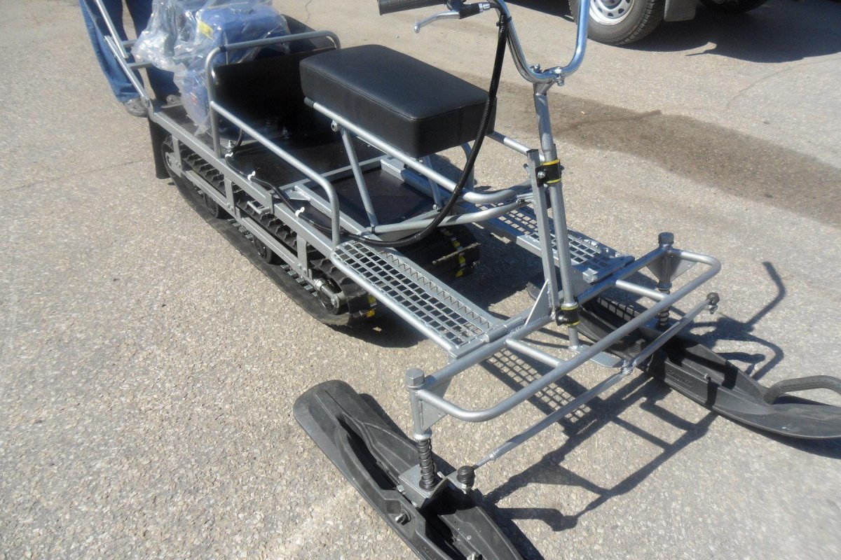 Лыжный модуль для мотобуксировщика БТС