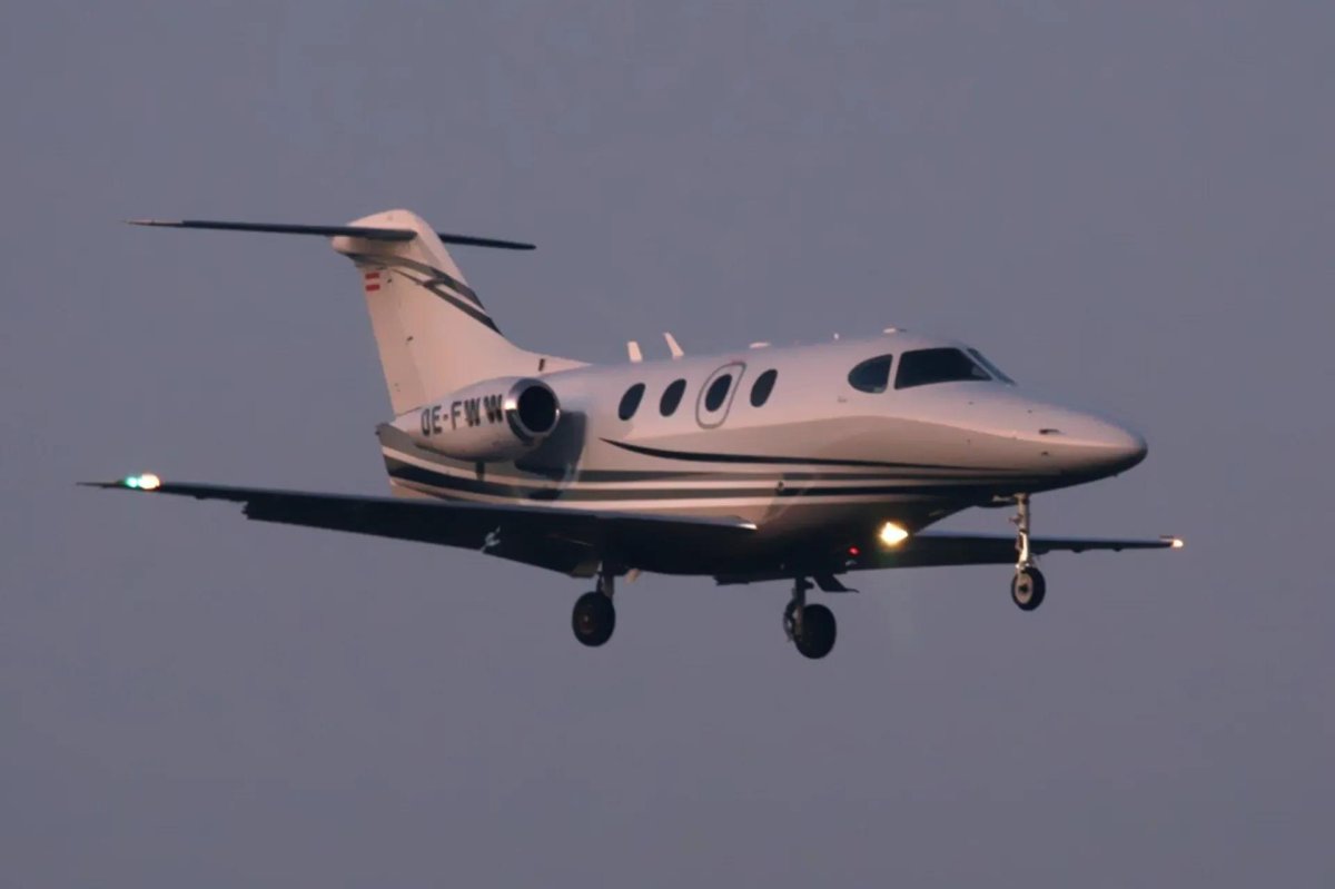 Beechcraft 390 Premier i