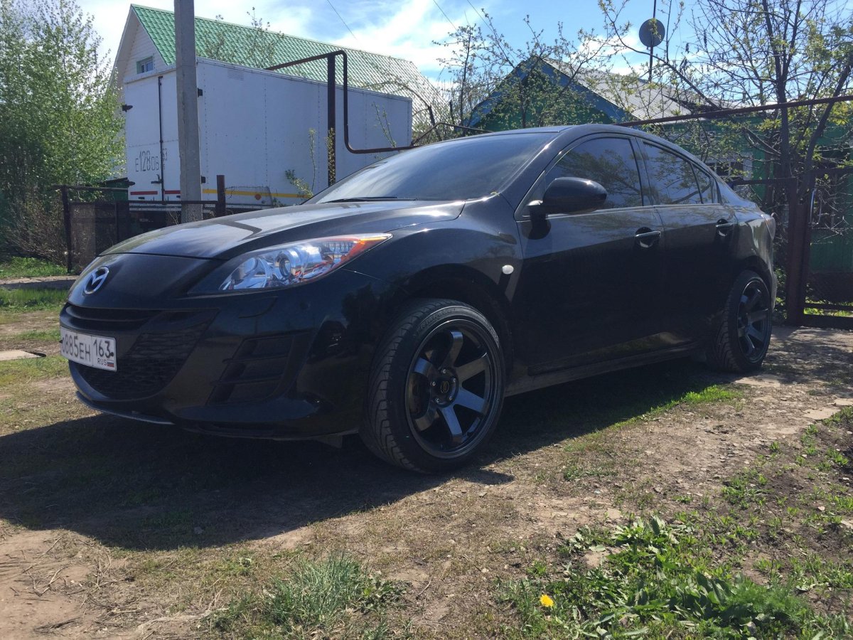 Rays Volk Racing Mazda 3