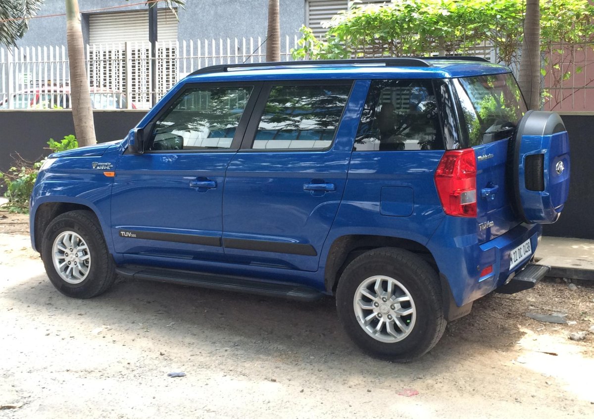 Галактика френдс Mahindra tuv300